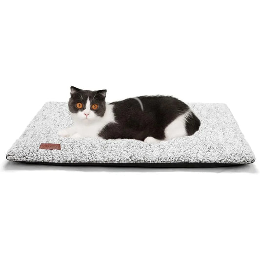 Hign-concerned Self Warming Cat Bed Self Heating Pet Mat